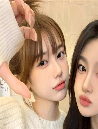 韩国电影银妆刀_国产成人无码免费精品_美女_网站免费扒内衣