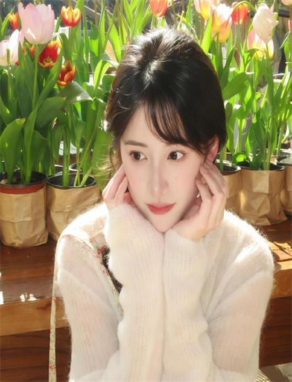 青檸在線觀看免費高清完整版_女人不易做國語